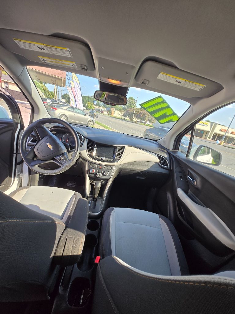 2018 Chevrolet Trax LS - Photo 6